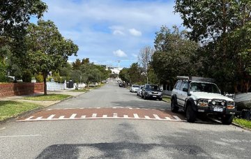 Midblock speed plateau (example from Town of Vic Park)